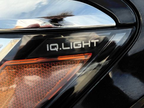 Used 2021 Volkswagen Atlas SE image 17