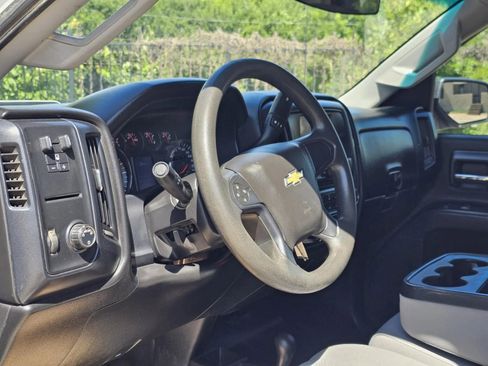 Used 2017 Chevrolet Silverado 2500 W/T w/ WT Fleet Convenience Package image 11