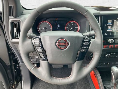 New 2026 Nissan Frontier PRO-4X w/ Tow Package AWD/4WD image 20