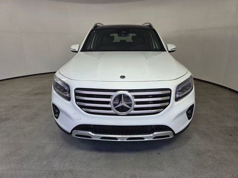 New 2026 Mercedes-Benz GLB 250 image 2