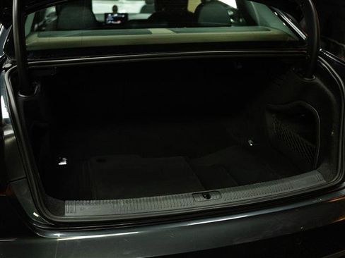 Used 2019 Audi A4 2.0T Premium Plus w/ Premium Plus Package FWD image 7