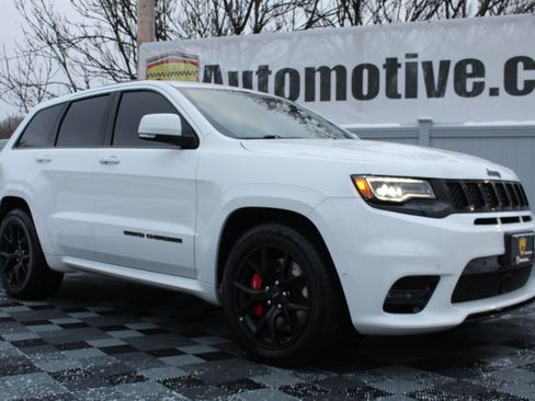 Used 2020 Jeep Grand Cherokee SRT w/ Trailer Tow Group IV image 66