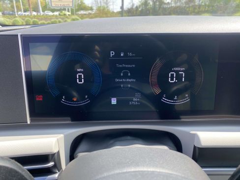 Used 2025 Hyundai Tucson SEL FWD image 22