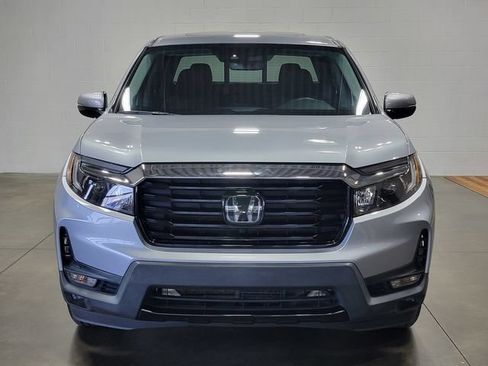 Used 2023 Honda Ridgeline RTL-E image 3