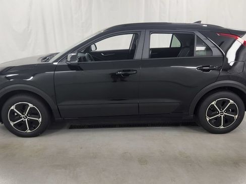 New 2026 Kia Niro LX FWD image 6
