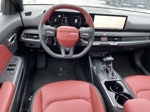 New 2025 Kia K4 GT-Line image 8