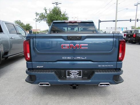 New 2026 GMC Sierra 1500 Denali w/ Denali Reserve Package image 5