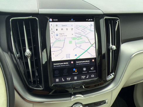 Used 2024 Volvo XC60 B5 Core w/ Protection Package Premier AWD/4WD image 22