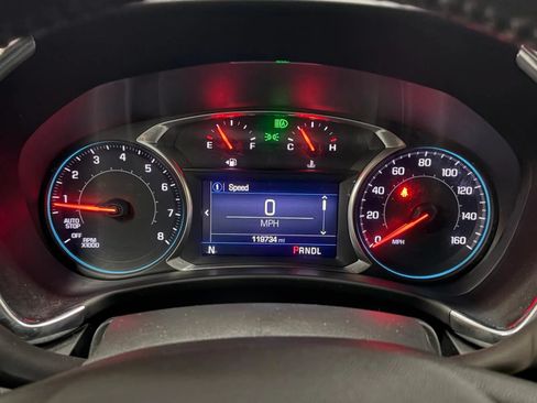 Used 2019 Chevrolet Equinox LT AWD/4WD image 13