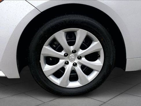 Used 2024 Toyota Corolla LE image 11