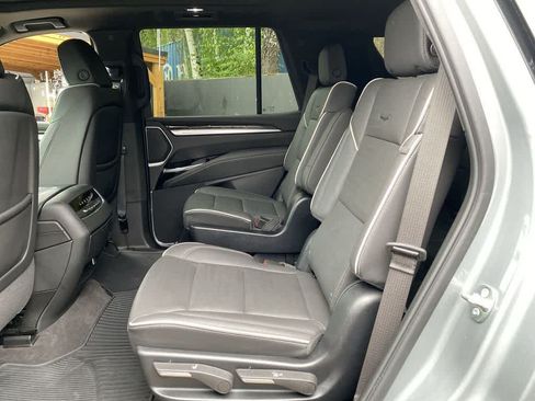 Used 2025 Cadillac Escalade Premium Luxury w/ Touring Package AWD/4WD image 18