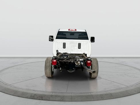New 2025 GMC Sierra 2500 Pro w/ Convenience Package RWD image 7