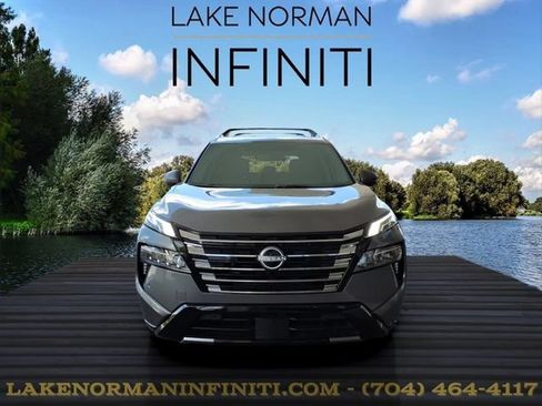 Used 2026 Nissan Rogue Platinum w/ Platinum Premium Package AWD/4WD image 3