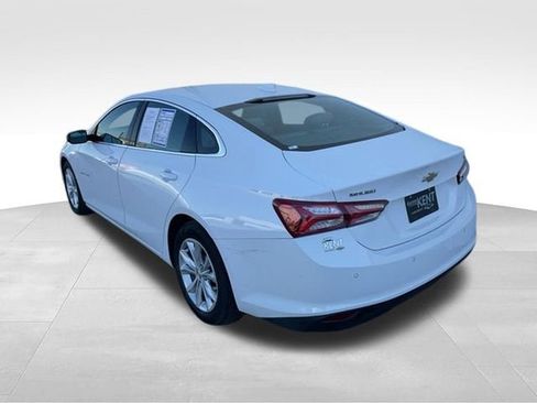 Used 2021 Chevrolet Malibu LT FWD image 32