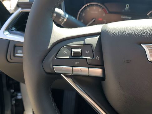 New 2025 Cadillac XT6 Luxury image 37