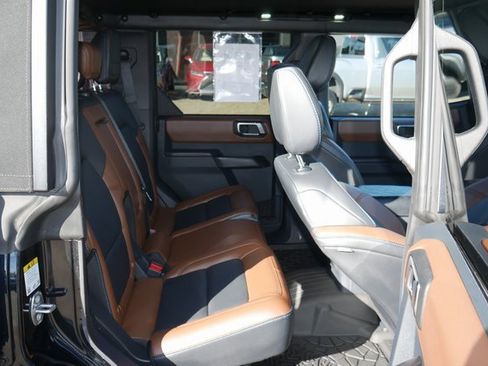 Used 2024 Ford Bronco Outer Banks image 24