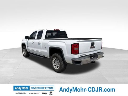 Used 2017 GMC Sierra 1500 SLE w/ SLE Value Package AWD/4WD image 3