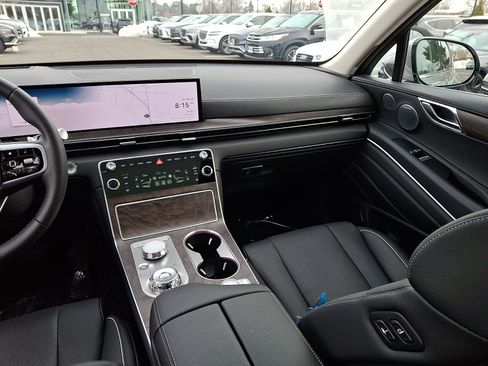 Certified 2025 Genesis GV80 3.5T Advanced image 16