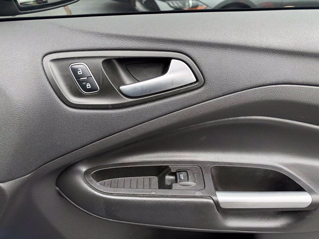 Used 2017 Ford Escape SE FWD image 32