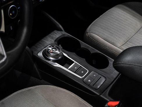 Used 2020 Ford Escape S image 28