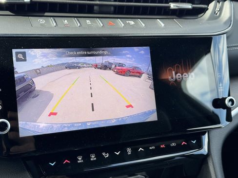 New 2026 Jeep Grand Cherokee L Limited AWD/4WD image 19