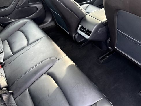 Used 2020 Tesla Model 3 Standard Range image 28