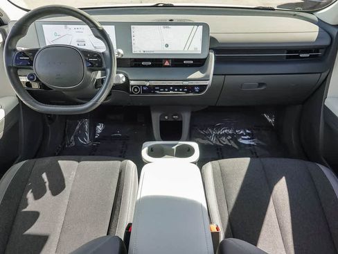 Used 2024 Hyundai Ioniq 5 SEL image 11