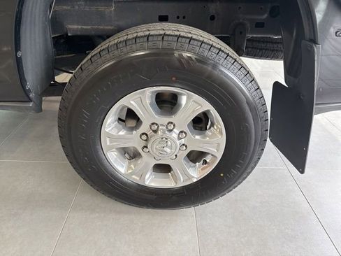 Used 2024 RAM 2500 Big Horn AWD/4WD image 14