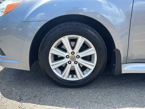 Used 2011 Subaru Legacy 2.5i Premium AWD/4WD image 36