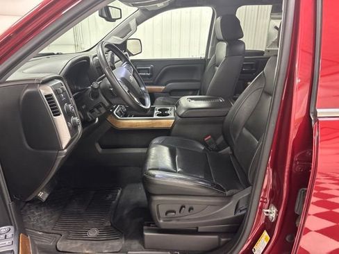 Used 2018 Chevrolet Silverado 1500 LTZ w/ Sport Package AWD/4WD image 6