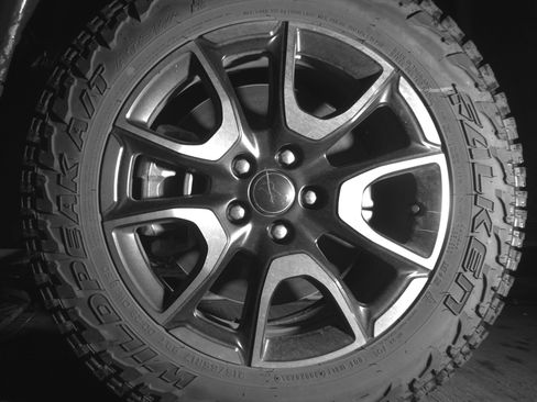 Used 2025 Jeep Compass Trailhawk AWD/4WD image 12