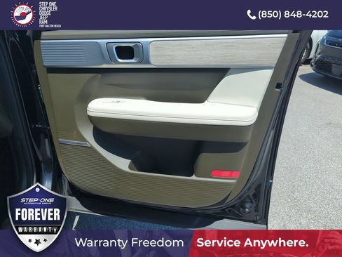 Used 2024 Hyundai Santa Fe Calligraphy FWD image 39