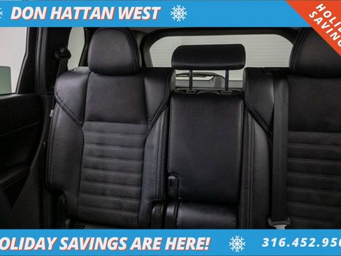 Used 2022 Mitsubishi Outlander SE image 16