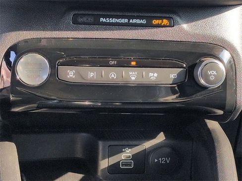 Used 2024 Ford Escape Platinum image 23