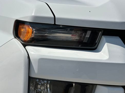 Used 2020 Chevrolet Silverado 2500 Custom w/ Custom Convenience Package RWD image 32