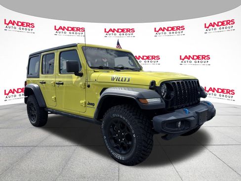 Used 2023 Jeep Wrangler Unlimited w/ 8.4" Radio Group AWD/4WD image 1