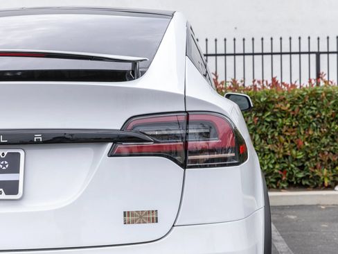 Used 2023 Tesla Model X AWD/4WD image 11