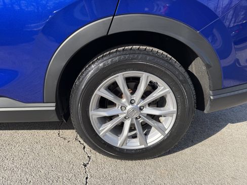 Used 2023 Honda CR-V EX image 8