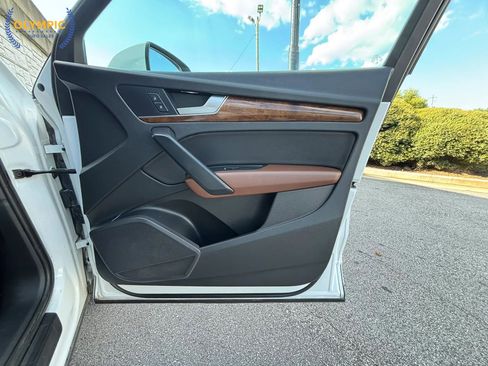 Used 2018 Audi Q5 2.0T Premium w/ Convenience Package image 43