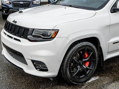 Used 2019 Jeep Grand Cherokee SRT image 14