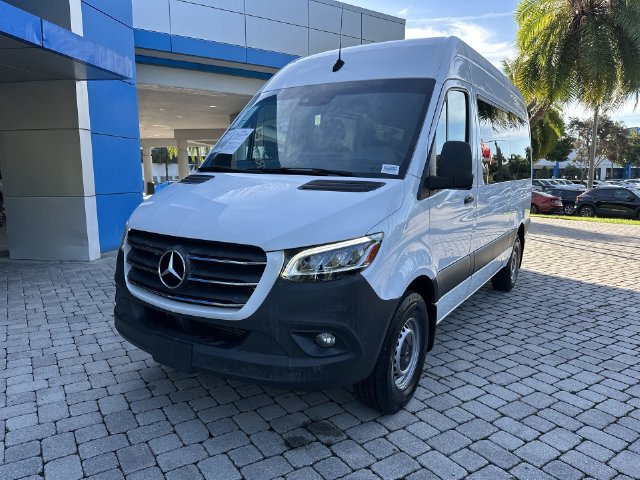 Used 2023 Mercedes-Benz Sprinter 2500 image 20