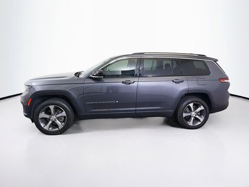 Used 2023 Jeep Grand Cherokee L Limited w/ Trailer Tow Group (B) AWD/4WD image 4