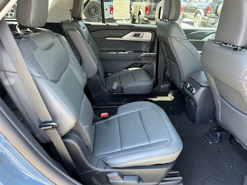 New 2026 Ford Explorer Active w/ Active Comfort Package RWD image 19