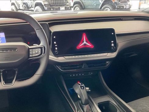 New 2026 Dodge Charger Scat Pack w/ Blacktop Package AWD/4WD image 5