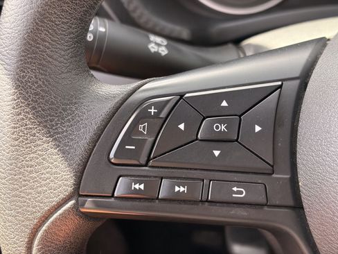 Used 2024 Nissan Sentra S FWD image 25