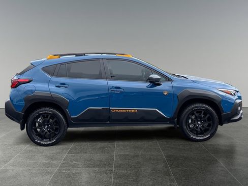 Used 2025 Subaru Crosstrek 2.5i Wilderness w/ Wilderness Package AWD/4WD image 11