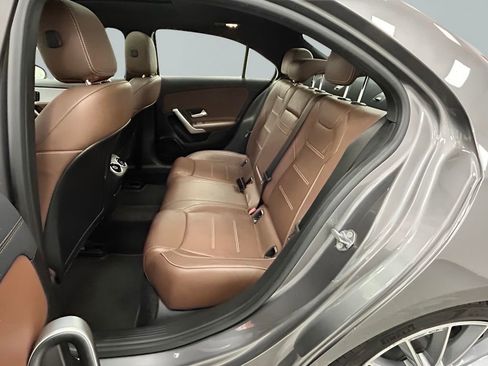 Used 2019 Mercedes-Benz A 220 A 220 image 10