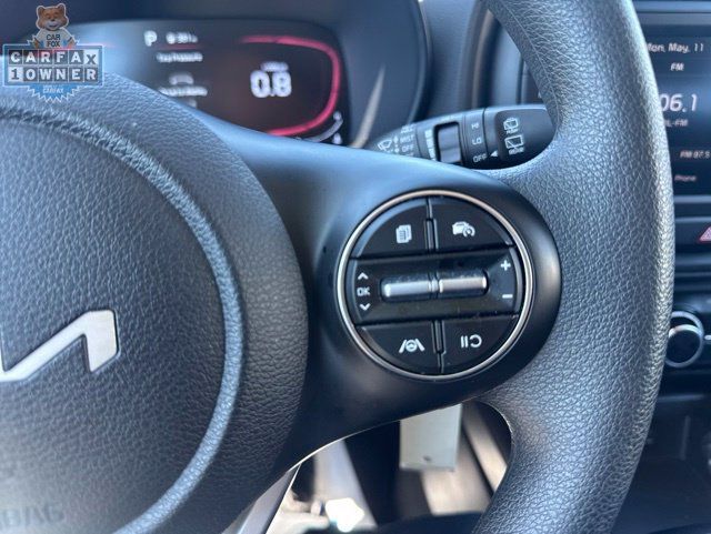 Used 2025 Kia Soul LX w/ LX Technology Package FWD image 23