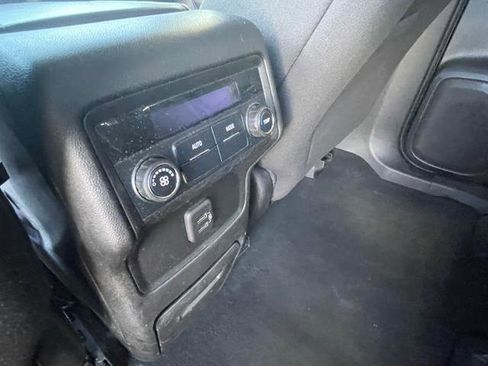 Used 2019 GMC Acadia SLE FWD image 14