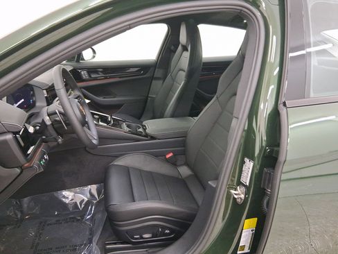 New 2026 Porsche Panamera image 5